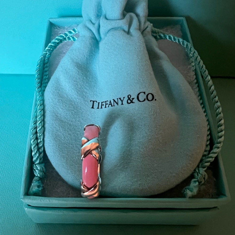 🌸🌸 Authentic Tiffany & Co. Pink Enamel Signature X Ring - Picture 7 of 9